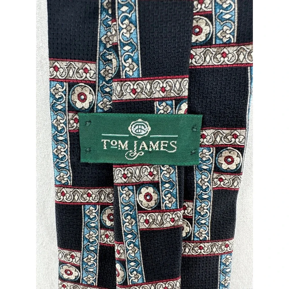 Tom James Mens Silk Necktie Black Blue Floral Geometric Medallion Ornate‎ Scroll